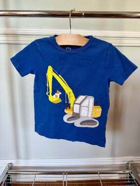Mini Boden Boys Blue Digger Excavator Dog Applique T-Shirt